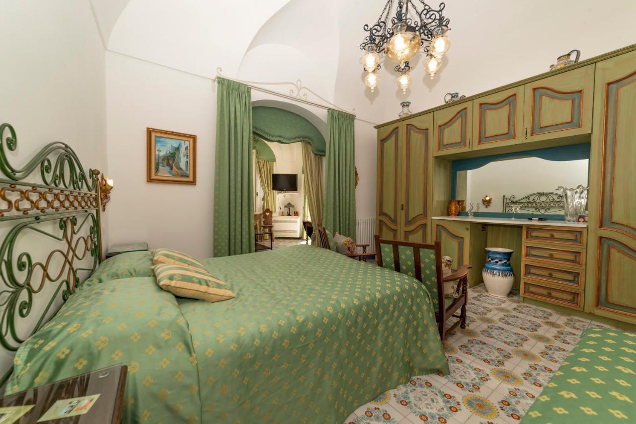 Superior Family Room