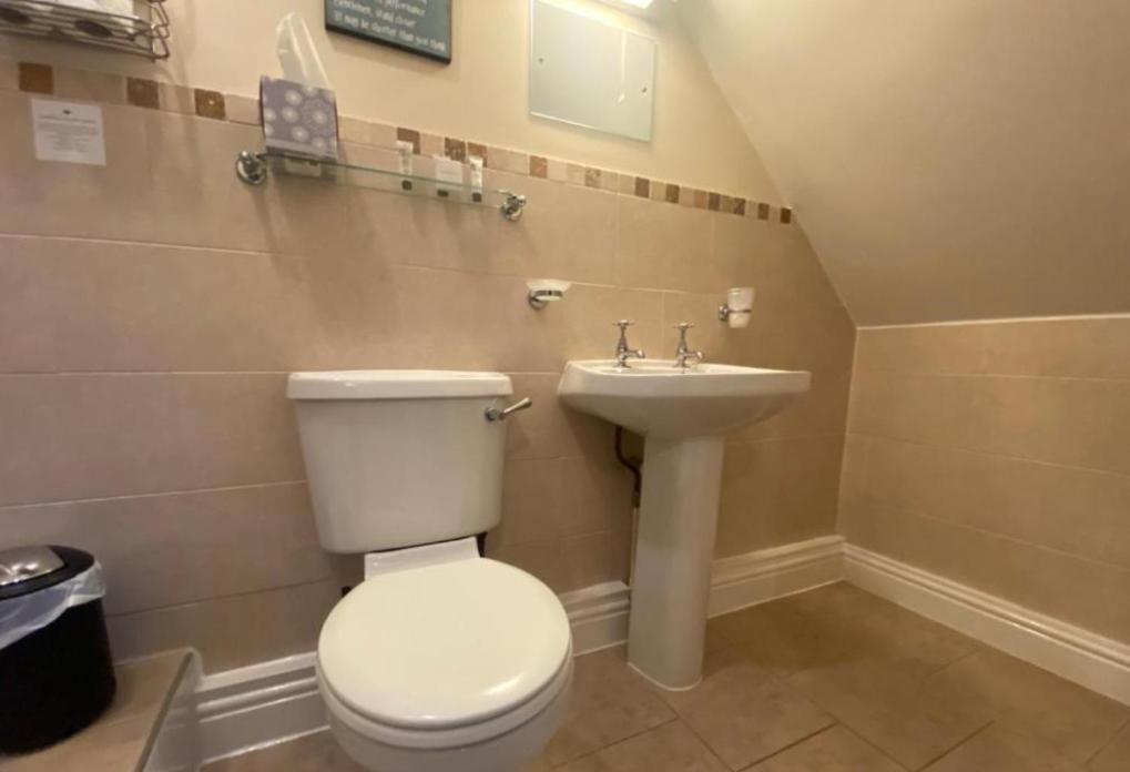Double Room,1324740379:JPEG