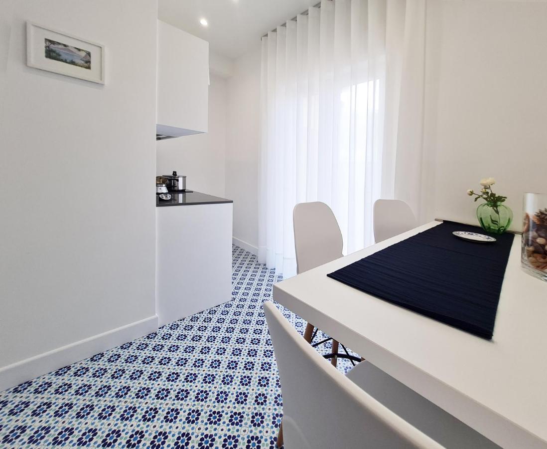 Deluxe Double or Twin Room with Balcony,1329330953:JPEG