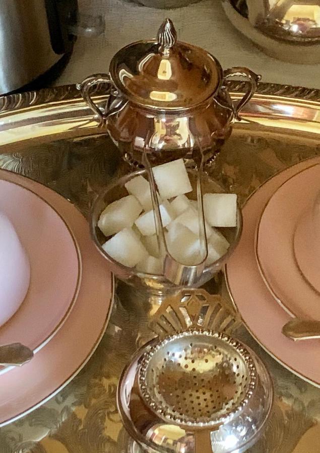 The Owen Queen Room - Adult Only,1341265127:JPEG