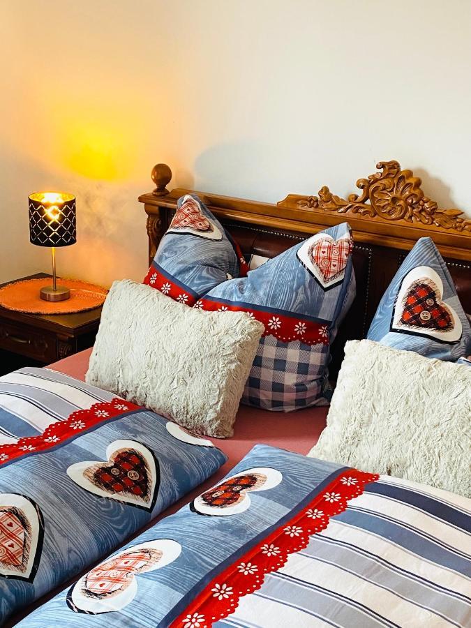 Doppelzimmer mit Balkon