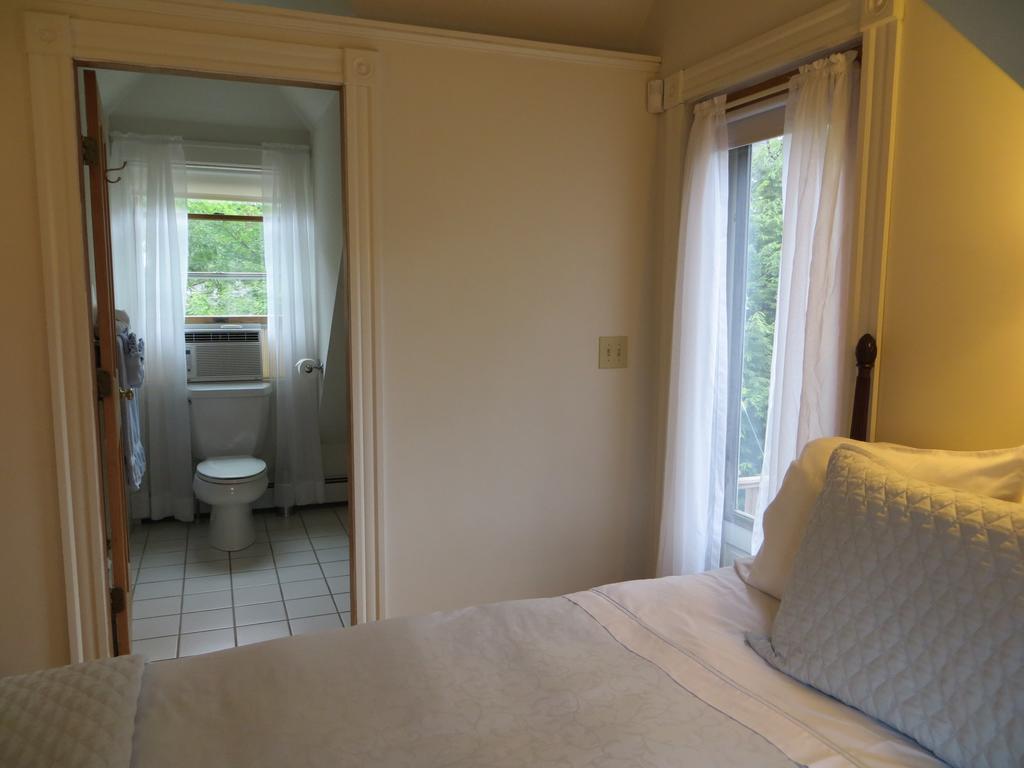 Small Double Room (Two Sets of Stairs)