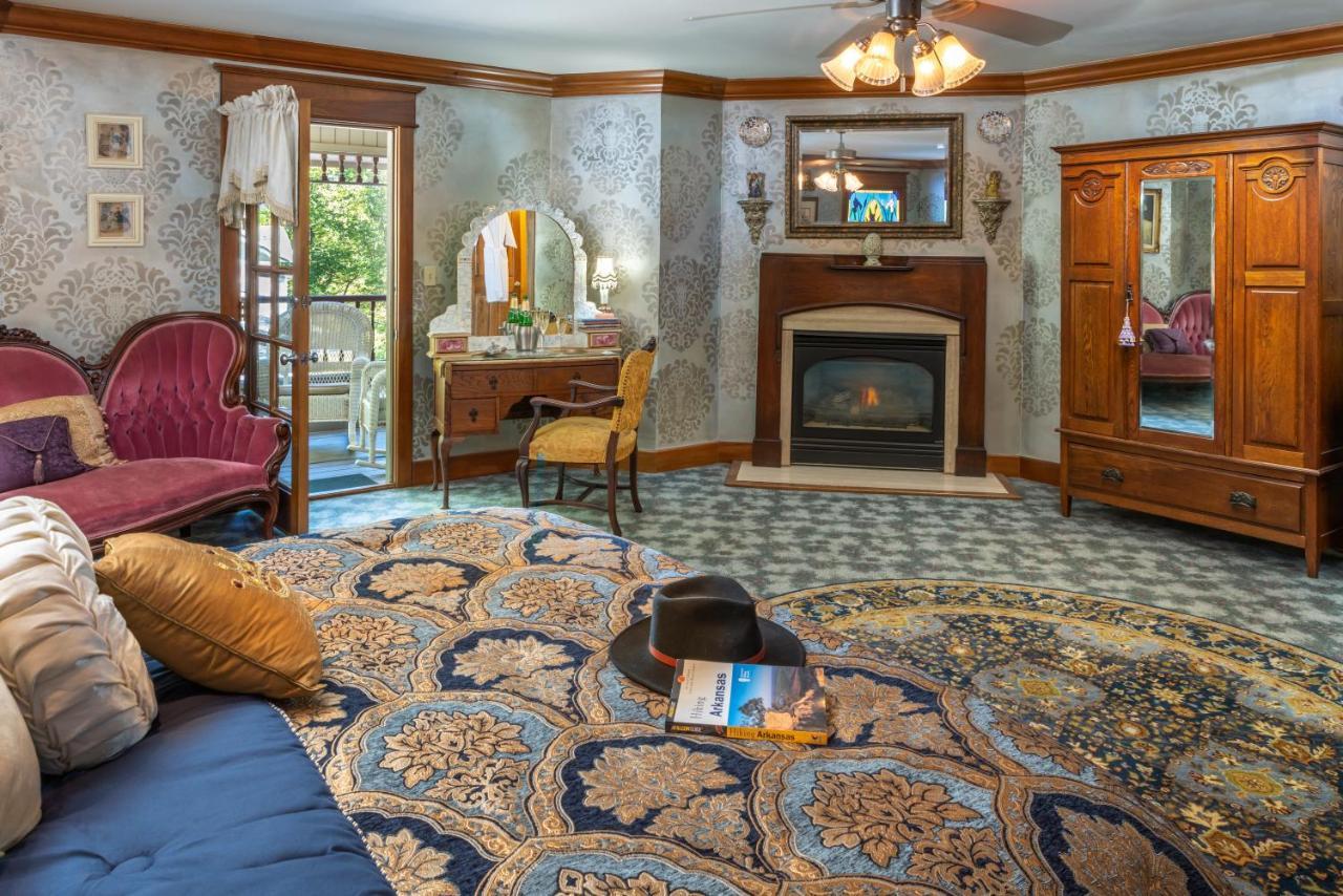 King Suite with Balcony