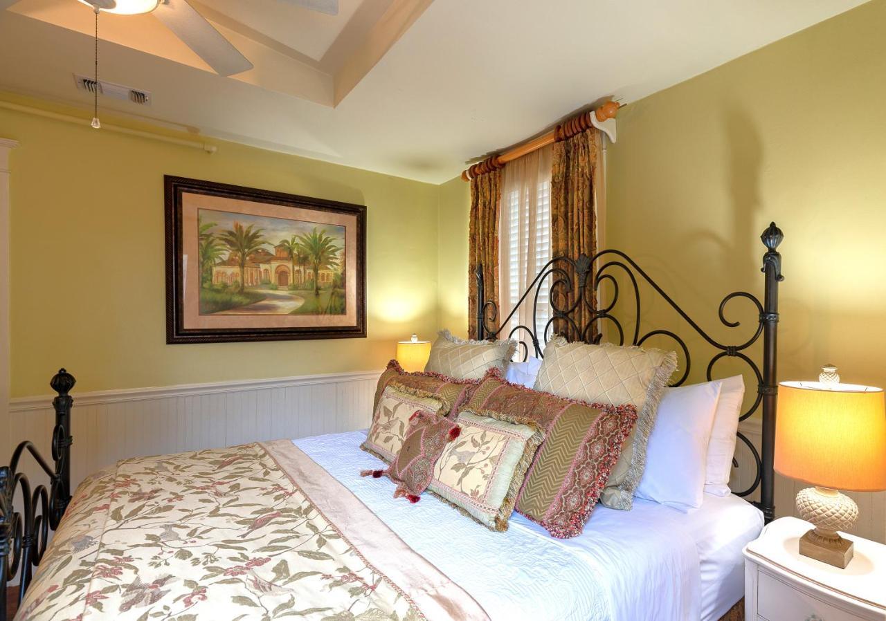 Superior King Suite