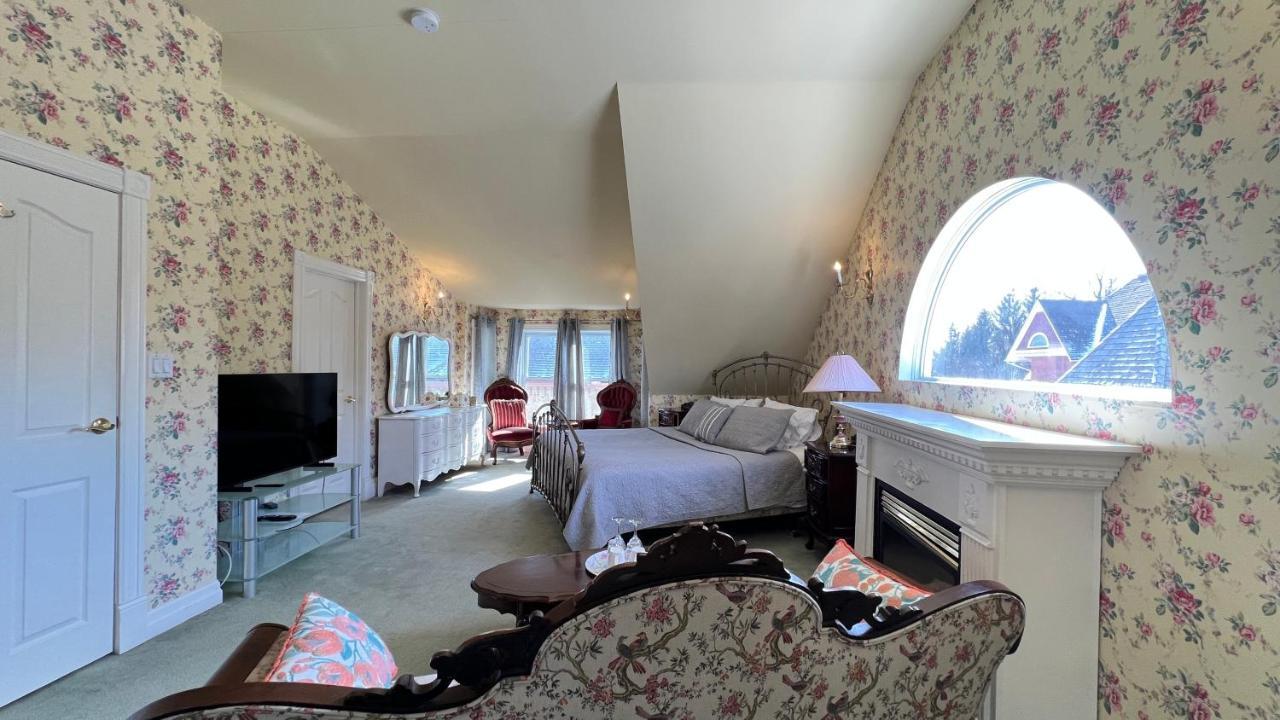 Deluxe King Room,1357272191:JPEG