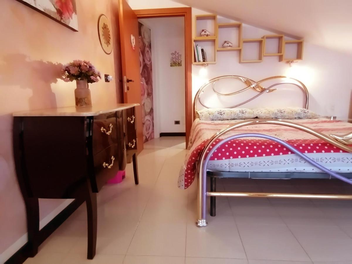 Economy Triple Room