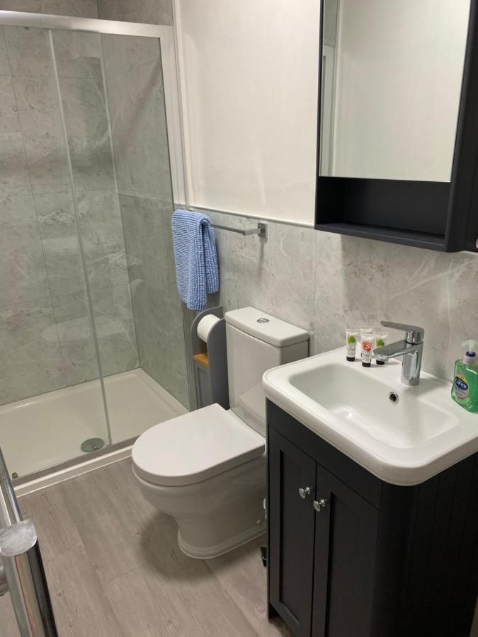 Double Room,1739432222:JPEG