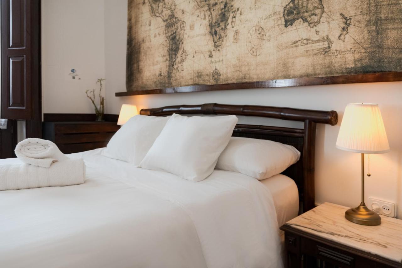 Double Room with Shared Bathroom,1386472835:JPEG