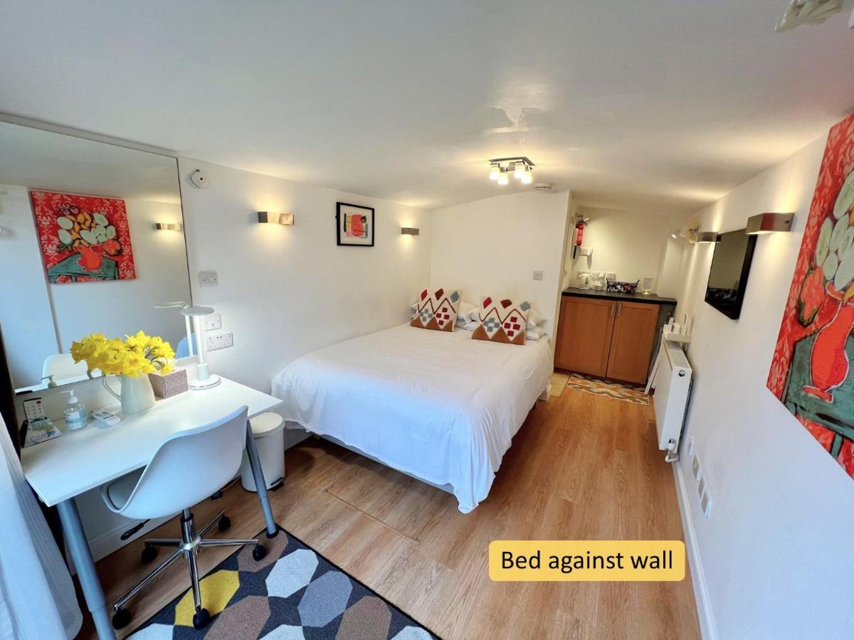 Small Double Room,1388722967:JPEG