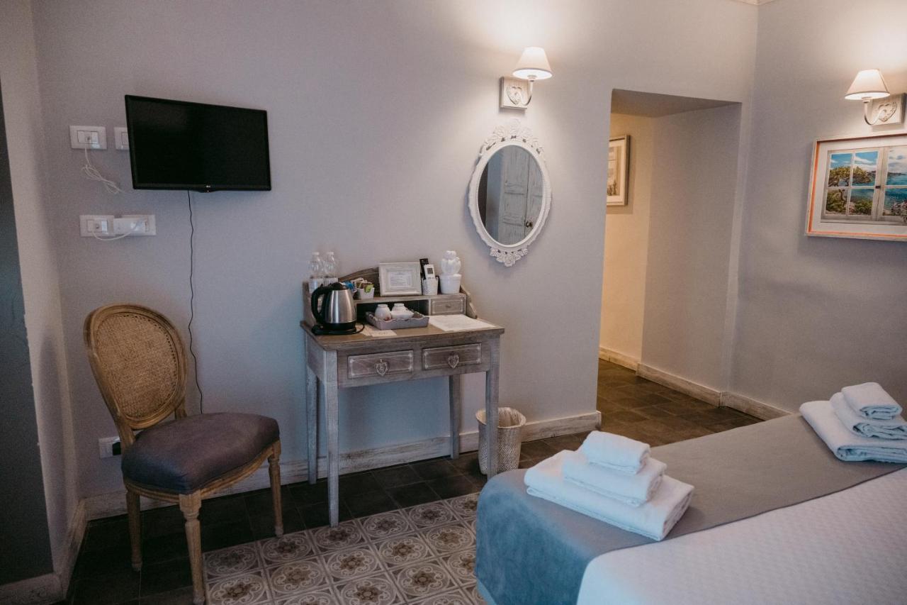 Deluxe Room,1397652044:JPEG