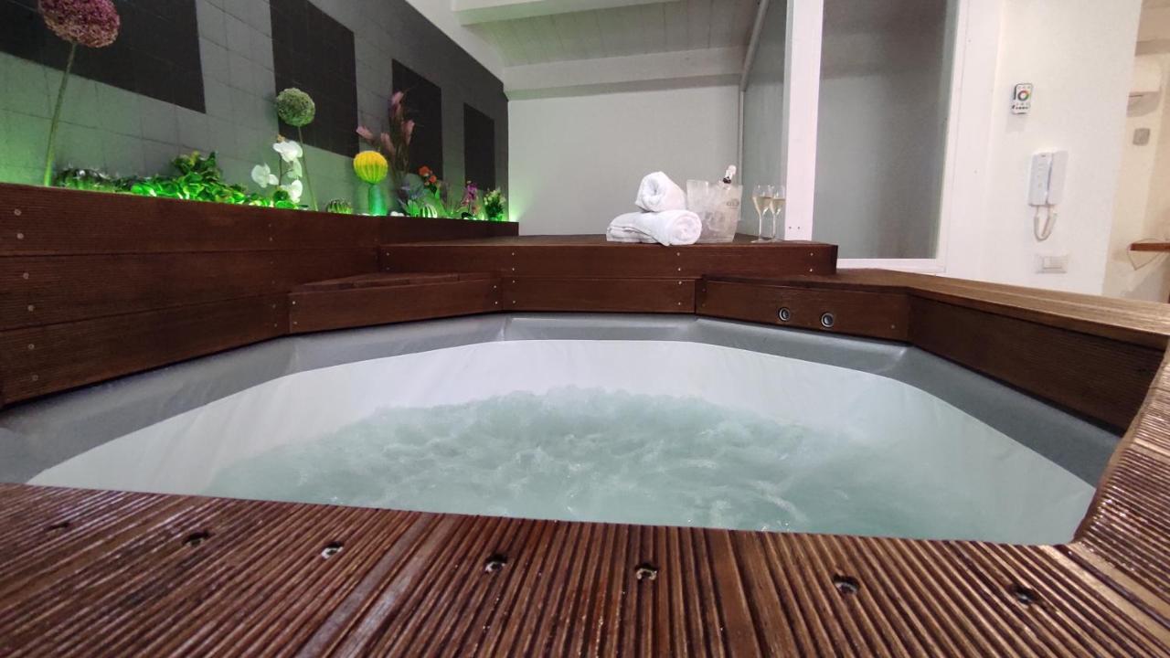 Suite Spa Bath