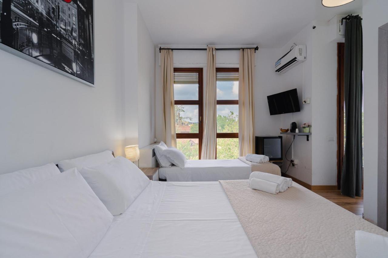 Double Room Private Bathroom
