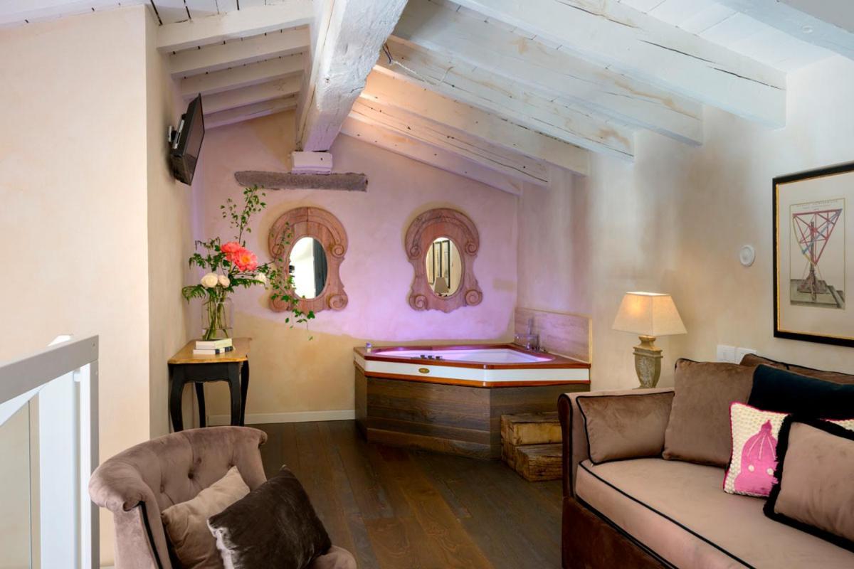 Superior Double Room,1407315761:JPEG