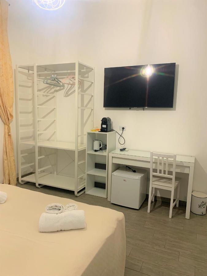 Deluxe Double Room with Balcony,1415962431:JPEG