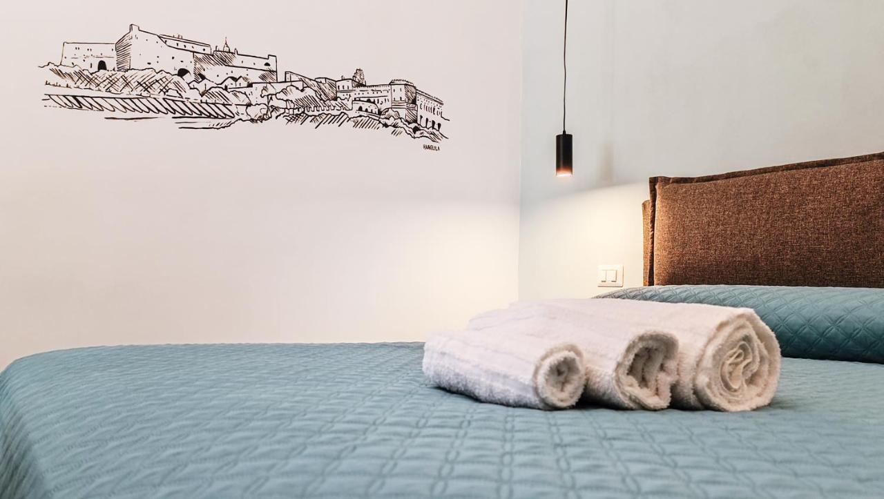 Deluxe Double Room with Balcony,1408709018:JPEG