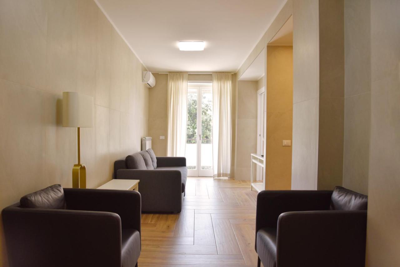 One-Bedroom Apartment Balcony
