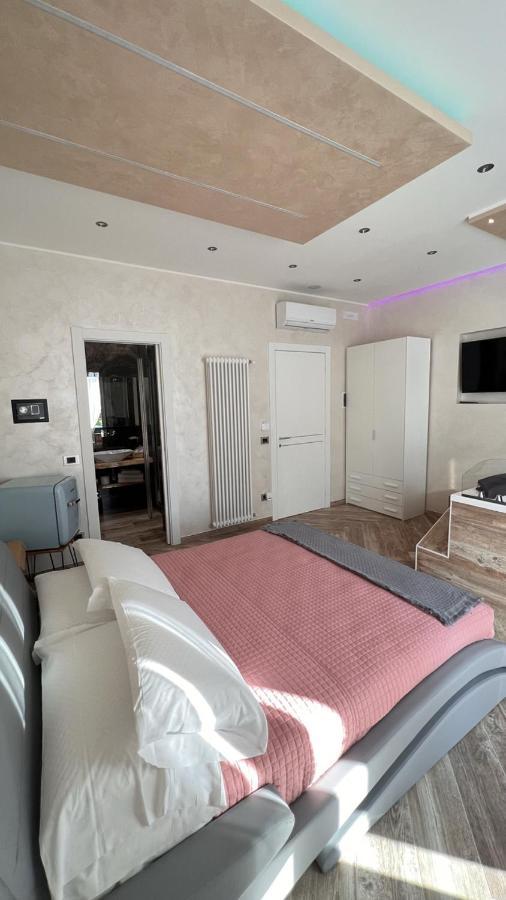 Deluxe Double Room Bath