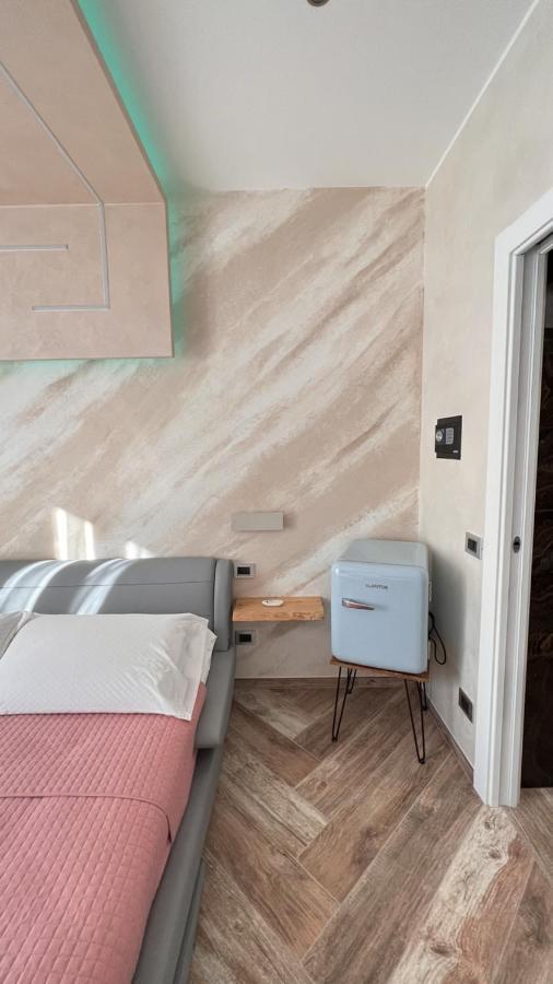 Deluxe Double Room Bath