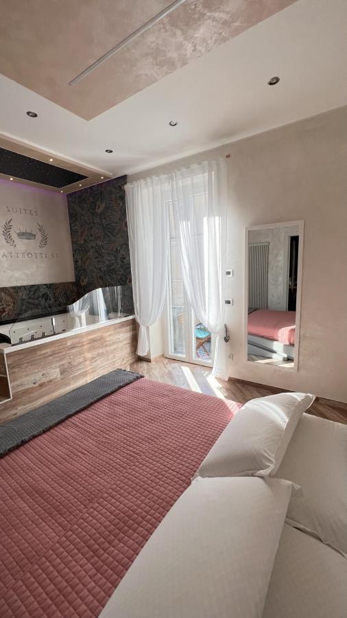 Deluxe Double Room Bath