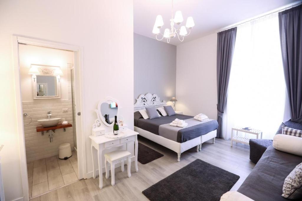 Camera Deluxe Matrimoniale/Doppia con Letti Singoli con Vista Città