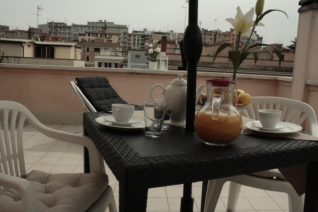 Studio with Terrace,141216039:JPEG