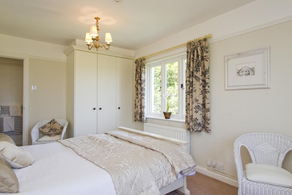 Deluxe Double Room with Shower