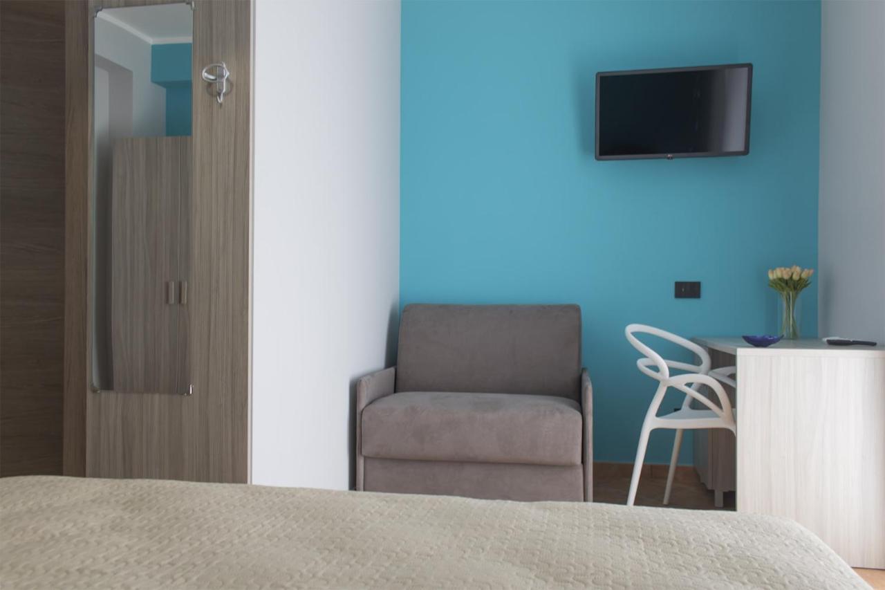 Triple Room Private Bathroom