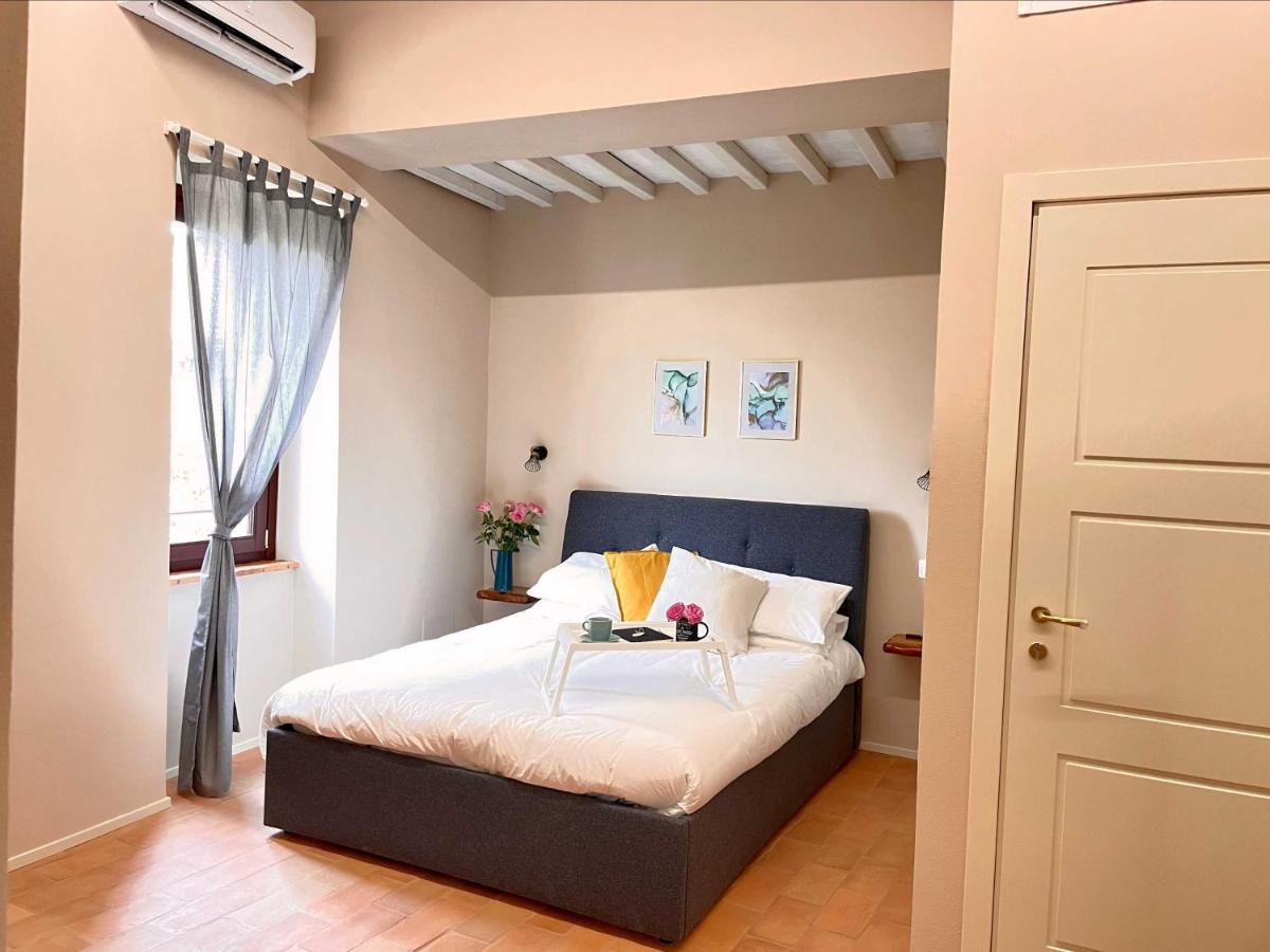 Large Double Room,1418356590:JPEG