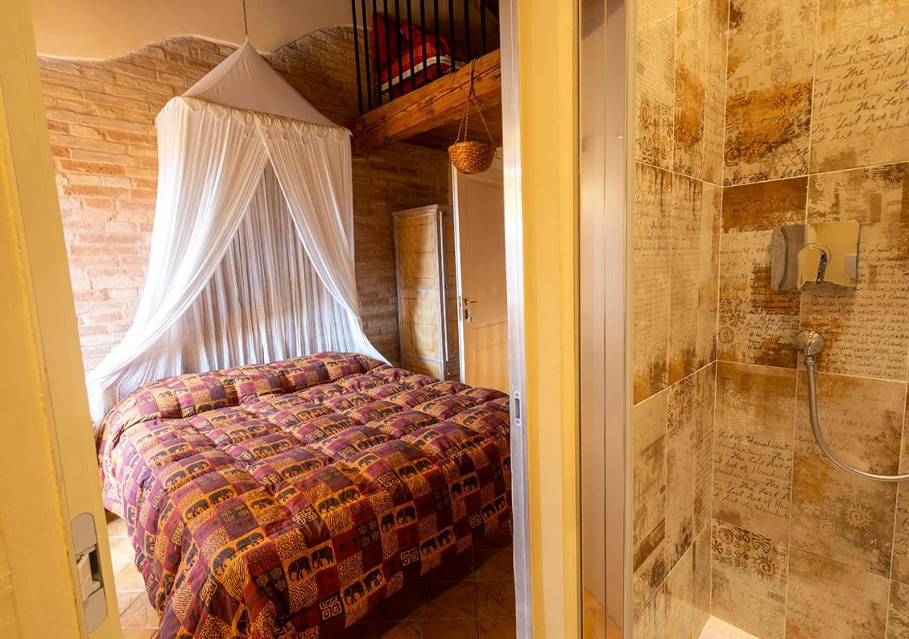 Double Room Private Bathroom
