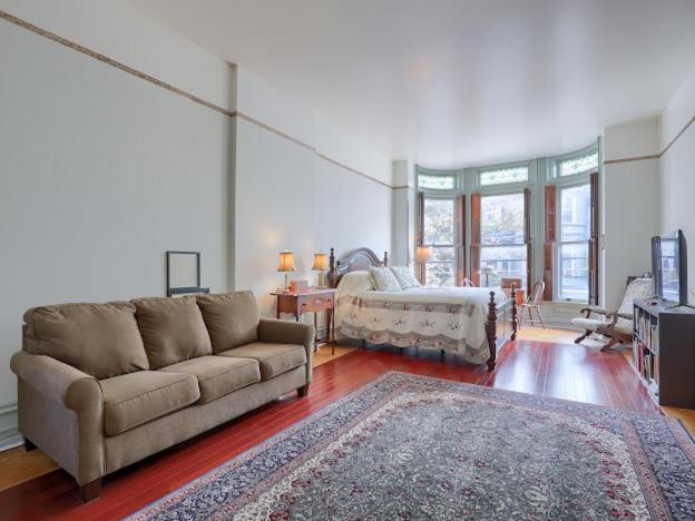 Classic Quadruple Room