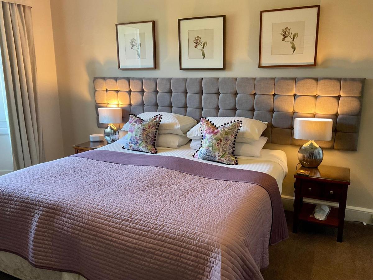 Junior Suite with Garden View