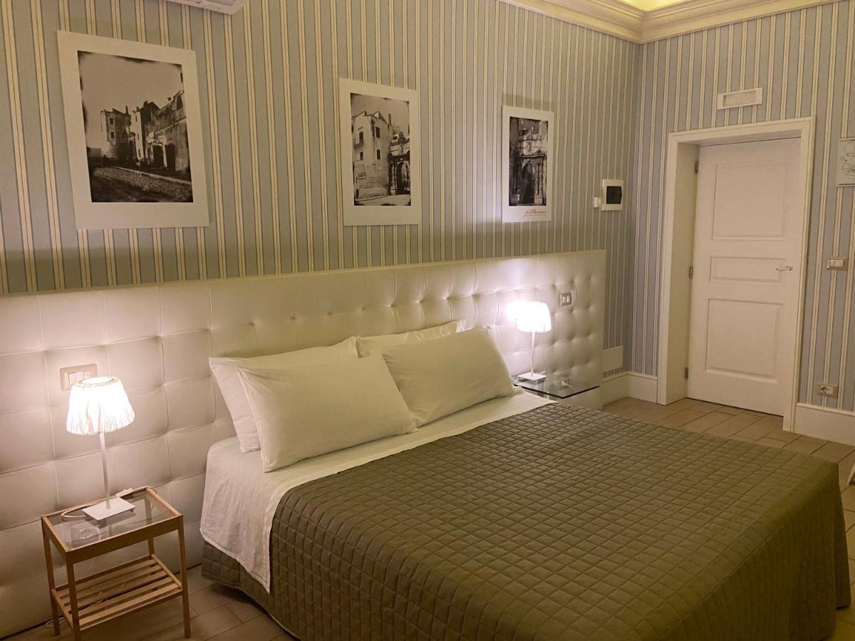 Standard Double Suite