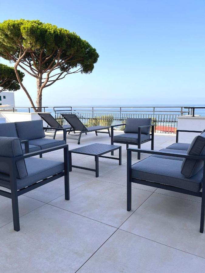 King Suite Sea View