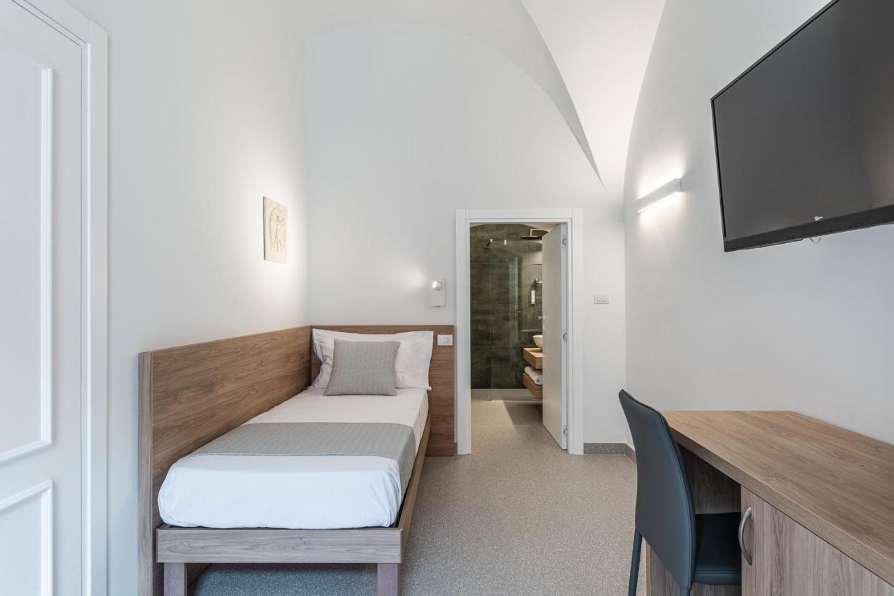 Single Room,1323961945:JPEG