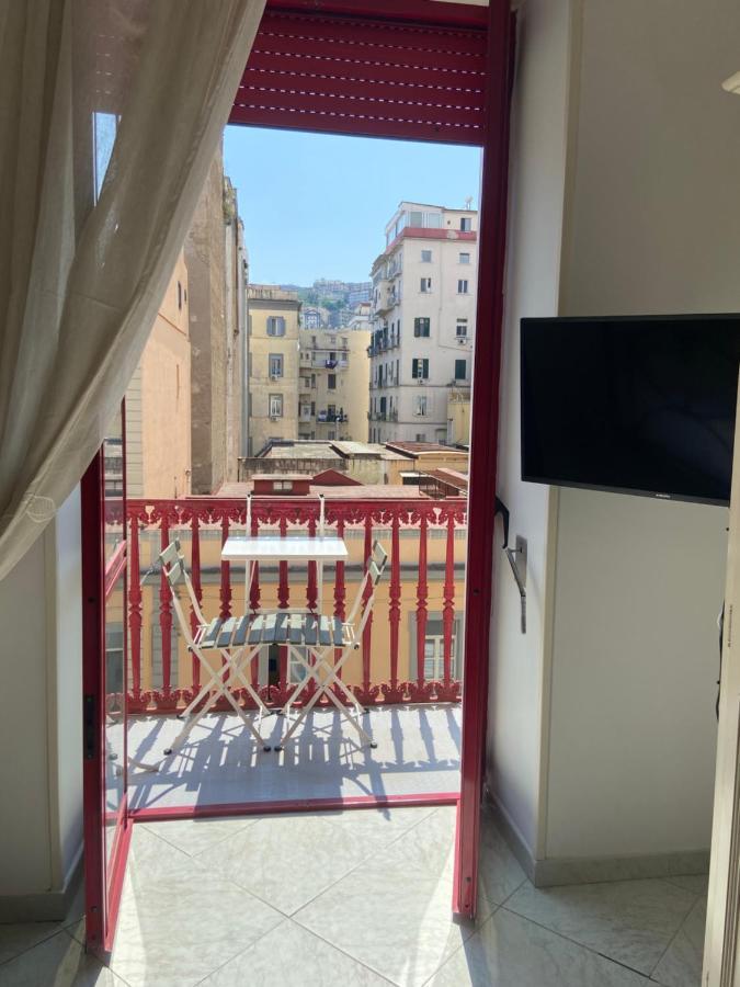 Camera Matrimoniale Deluxe con Balcone e Vista Mare