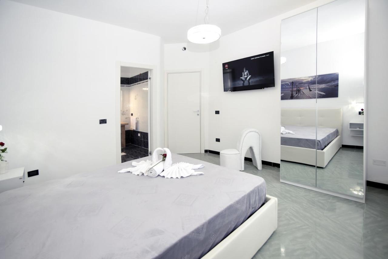 Standard Double Room,1466141597:JPEG