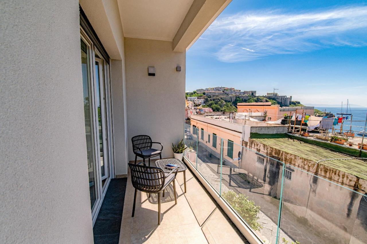 Double or Twin Room Sea View