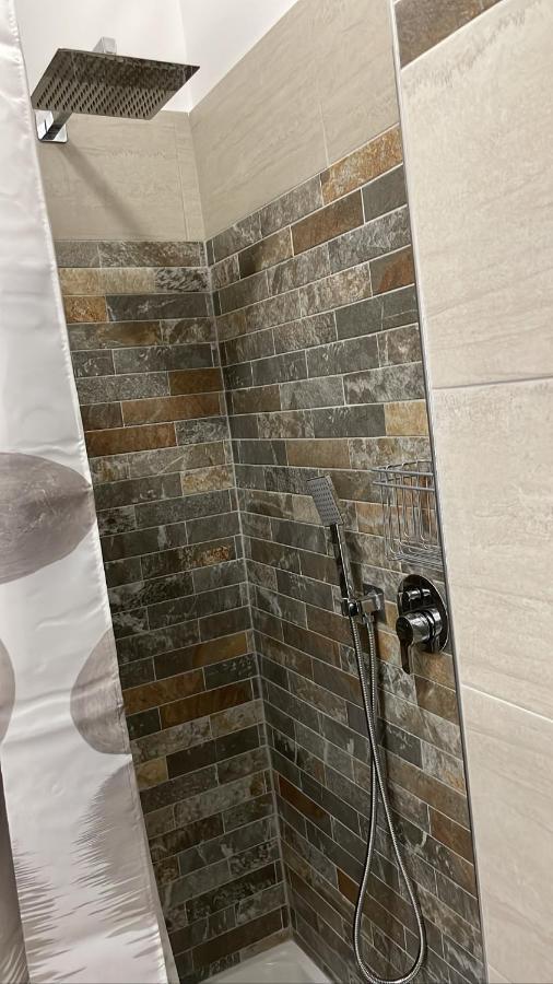 Single Room Private Bathroom