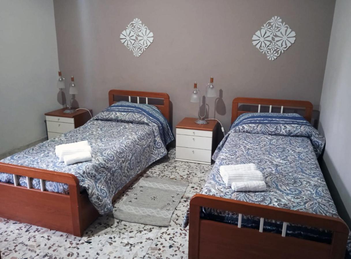 Twin Room,1469403932:JPEG