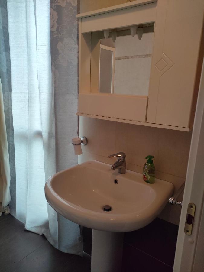 One-Bedroom Standard Apartment,1471139576:JPEG