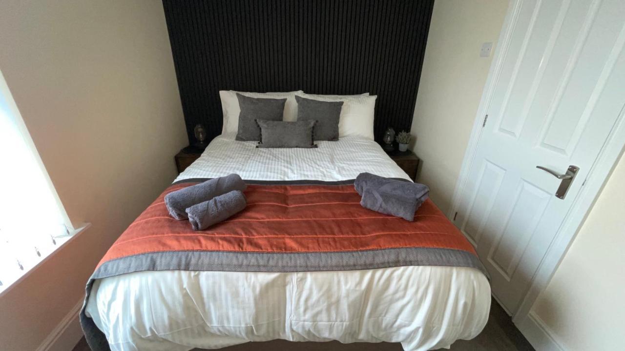 Deluxe Double Room with Shower