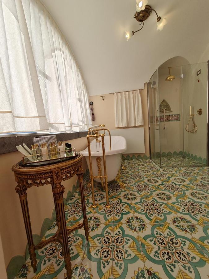 Queen Room with Sea View,1476076531:JPEG