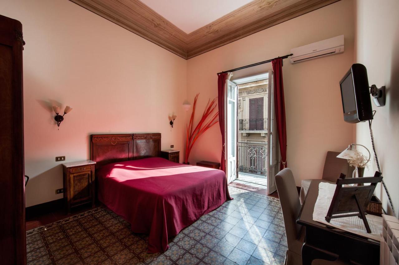 Double or Twin Room with Private External Bathroom,1479577581:JPEG