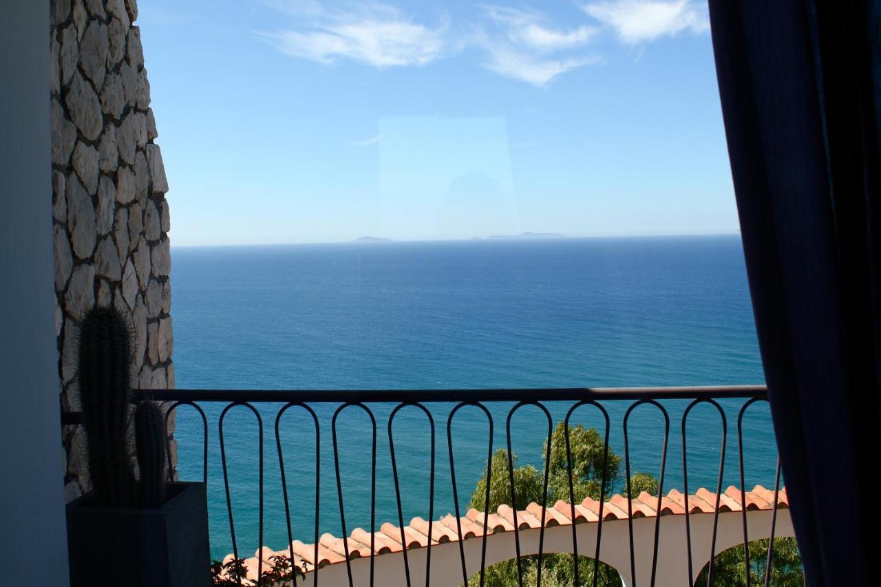 Double Room Sea View
