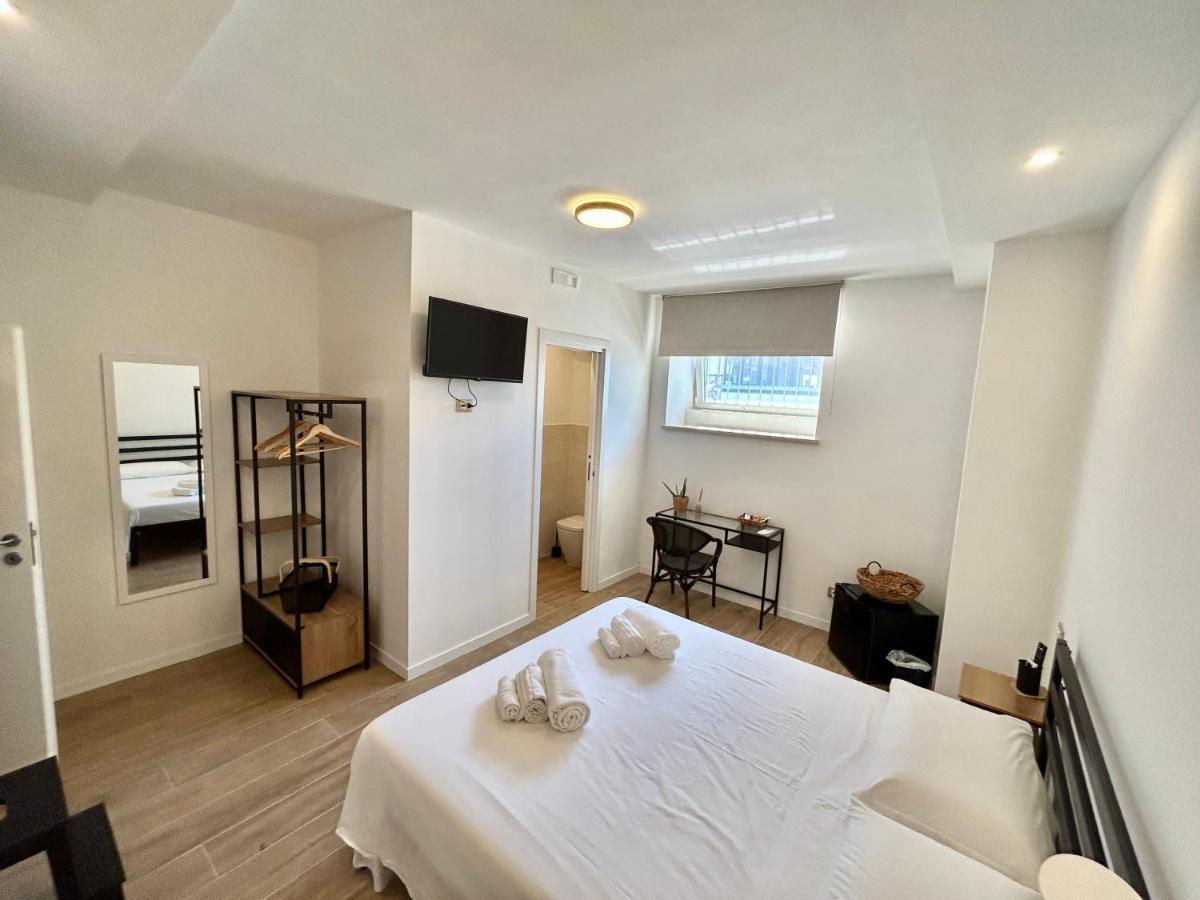 Double Room Private Bathroom