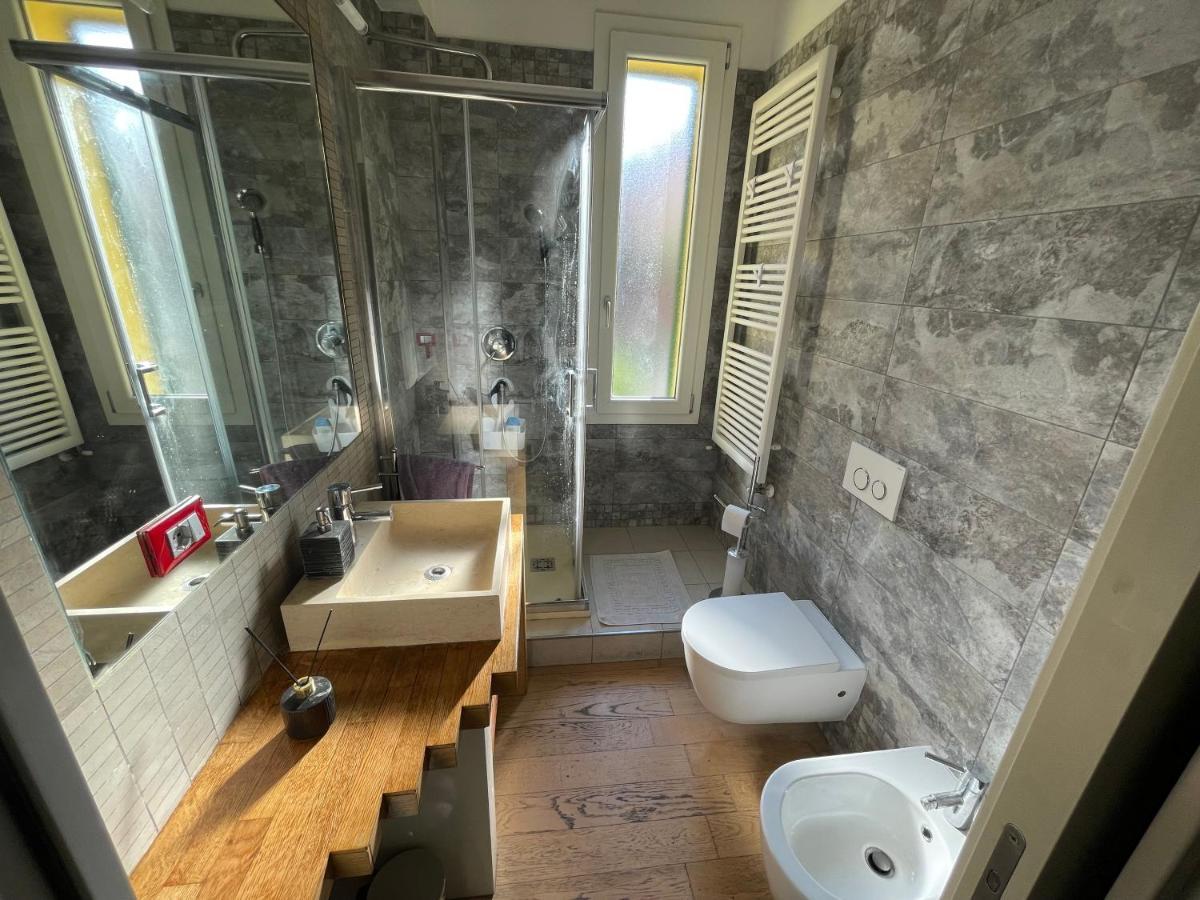 Large Double or Twin Room