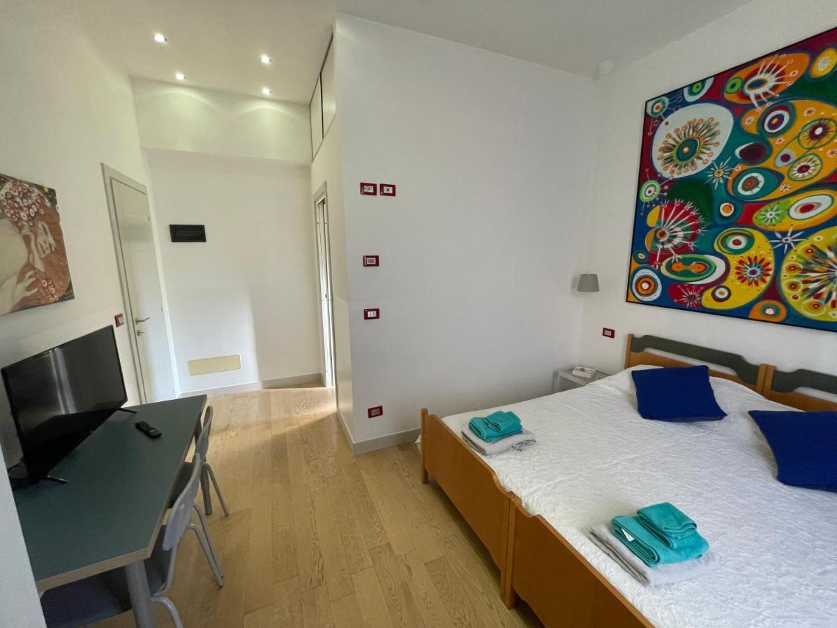 Large Double or Twin Room