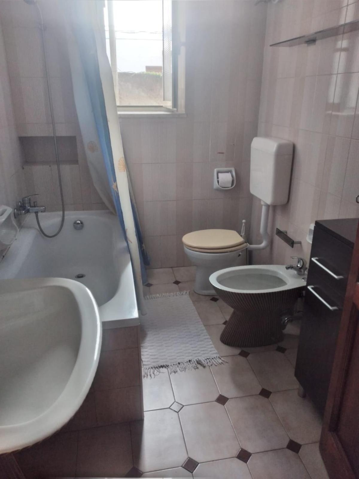 Triple Room Private External Bathroom