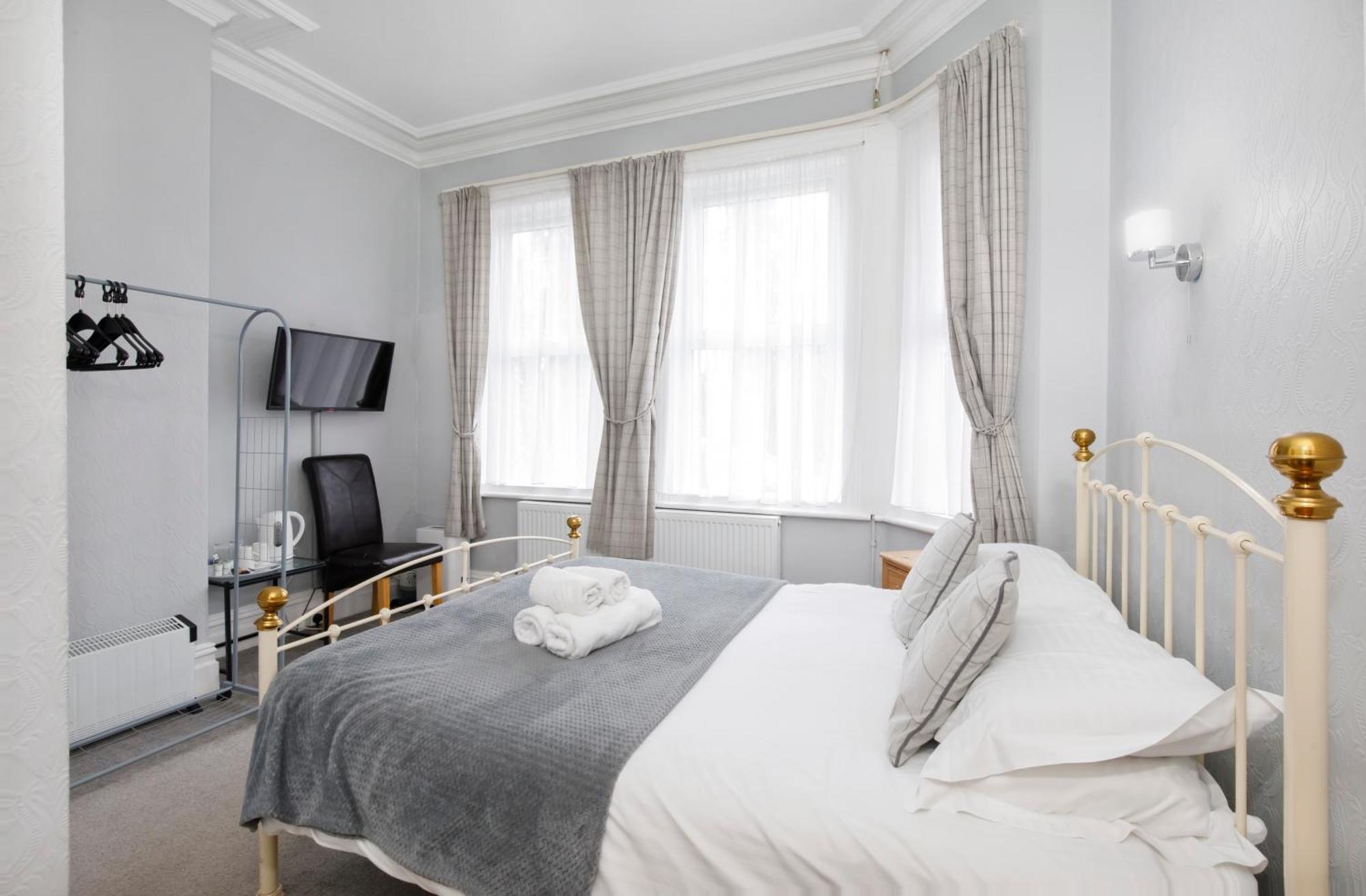 Standard Double – Ground floor (2)