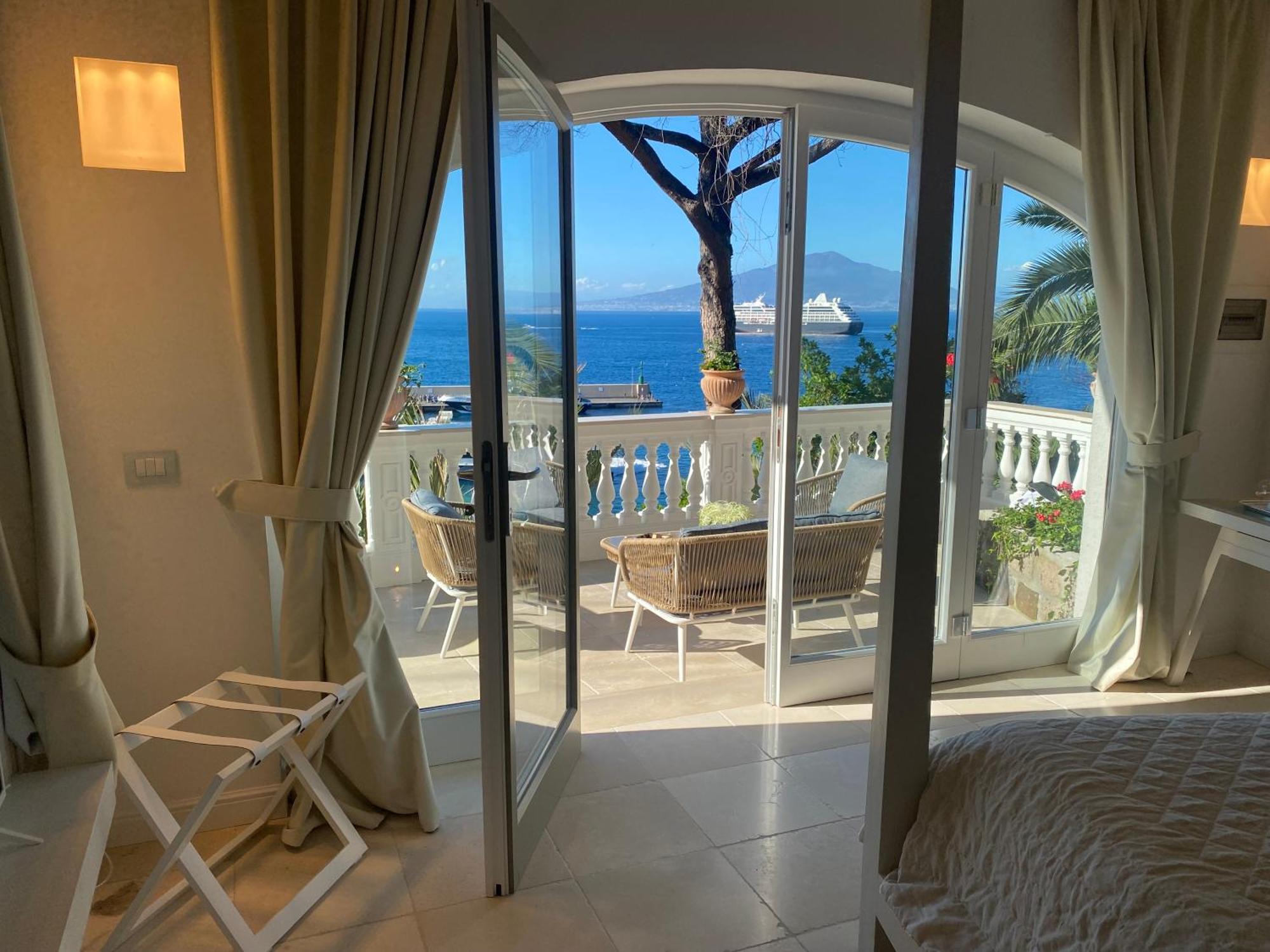 Deluxe Double Room Balcony Sea View